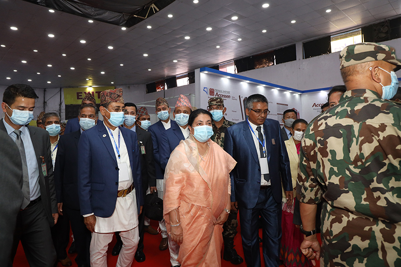 尼泊爾總統(tǒng)參與會議 800.jpg