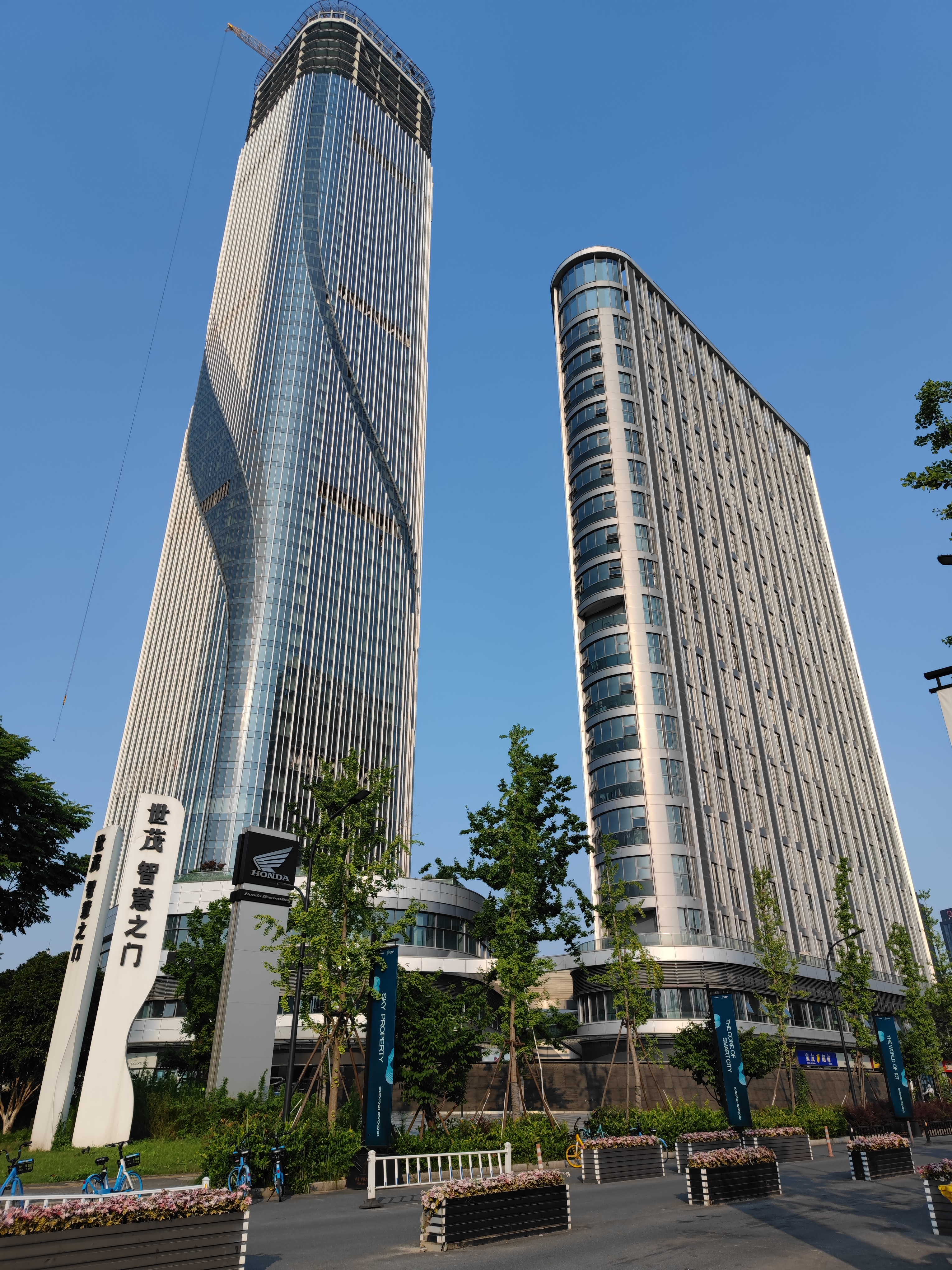 DS . 浙江杭州世茂智慧之門(mén)