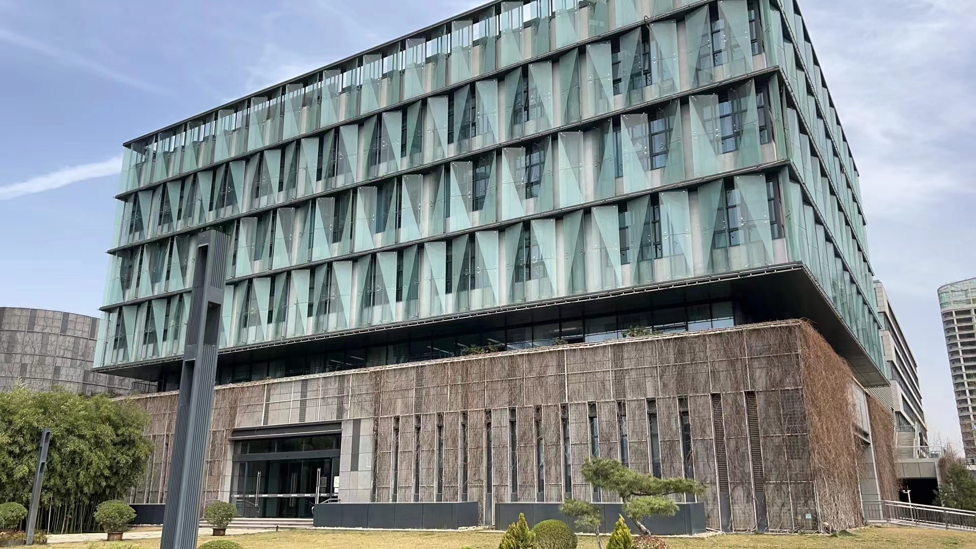 D . 陜西咸陽(yáng)灃西新城總部經(jīng)濟(jì)園